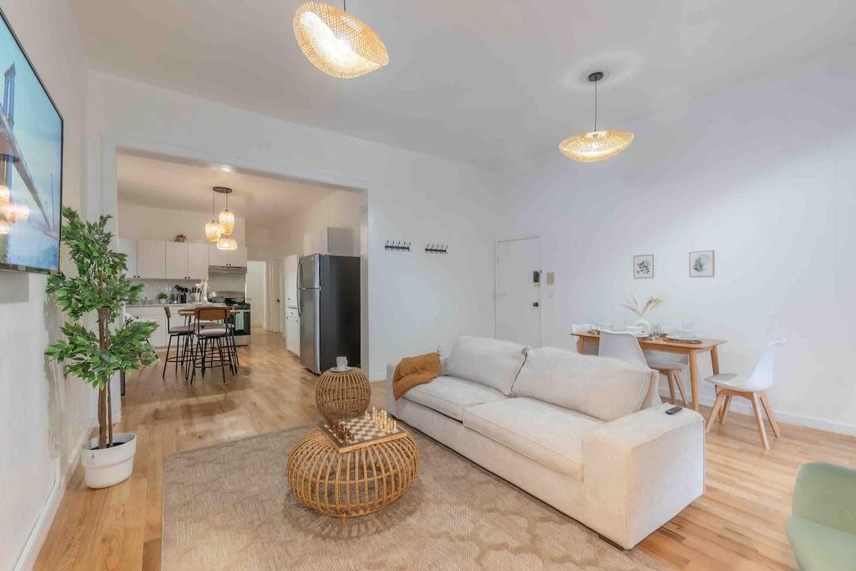 Who’s going to be the champion in Chess?